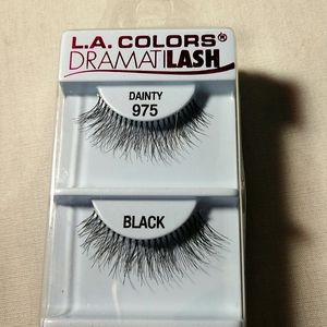 Lashes L. A. Colors FramatiLash Dainty 975 Black
